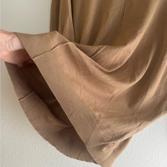 *NWOT* B.YOUNG Bamboo Dolman Sweater - Picture 7 of 11